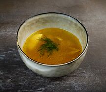 Куриный суп с домашней лапшой