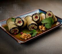 Рулетики из баклажанов с ореховой начинкой