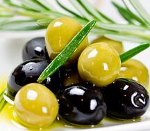 Маслины, оливки с косточками