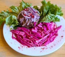 Красное лобио с орехами и капустой по-гурииски / Red lobio with nuts and Gurian cabbage