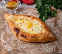 Хачапури по-аджарски