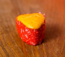 Горячая Калифорния с лососем - 8 шт