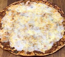 Ламаджо с говядиной и сыром