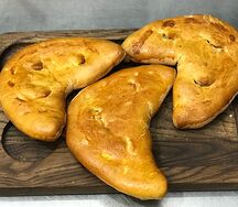 Пирожок с яблоком