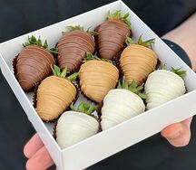 9 клубник в шоколаде №2