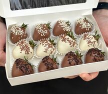 12 клубник в шоколаде №12