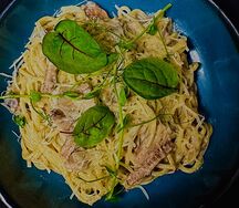 Паста с курицей и грибами