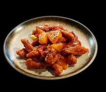 Курица с ананасами