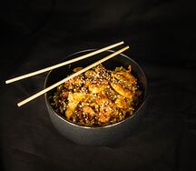 Рис wok с цыпленком