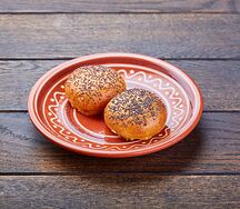 Пирожок с яблоком