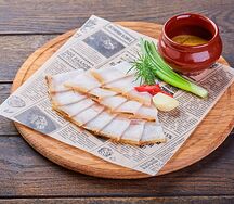 Фирменное сало от Корчмы соленое