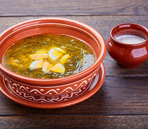 Борщ щавелевый на домашнем бульоне