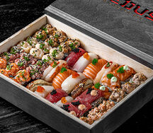 Gift box (medium)