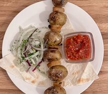 Молодая картошка на мангале