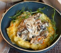 Куриные потрошки с пюре