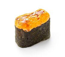 Запеченные суши с тигровой креветкой