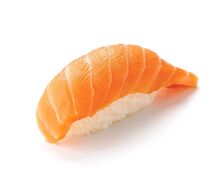 Суши с лососем