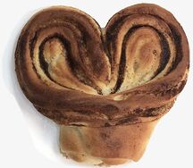 Плюшка с корицей