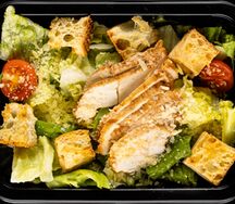 Салат Цезарь с курицей			