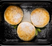 Сырники со сметаной 