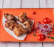 Шашлык из cвинoй шейки