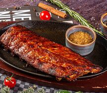 Копченые ребрышки BBQ с медовой горчицей