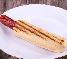 Хот-дог французский с куриный сосиской