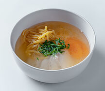 Суп куриный с домашней лапшой