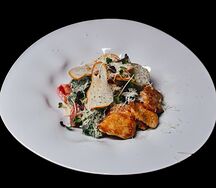 Цезарь с курицей