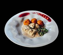 Говяжьи щечки с картофельным крокетом