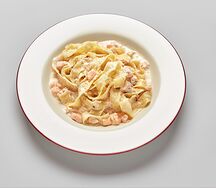 Паппарделле сливочные с лососем