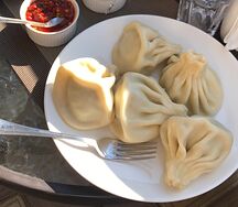Хинкали со свининой и говядиной
