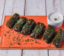 Долма в винoградных листьях