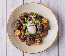 Салат с куриной печенью