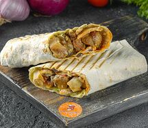 Шаурма классическая с курицей 