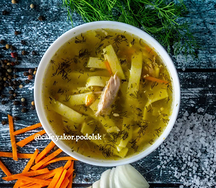 Суп куриный с лапшой