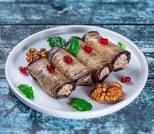Баклажаны с орехами