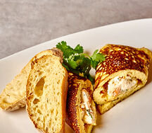 Шеф-Омлет с сливочным сыром и лососем