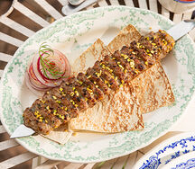 Кебаб из баранины с фисташками