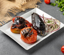 Шашлык из баклажана, болгарского перца и помидора