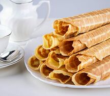 Кофе и трубочка со сгущенкой