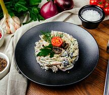 Салат с говяжьим языком