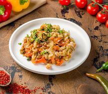 Салат овощной на углях