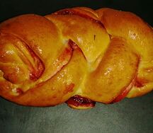 Косичка с клубникой