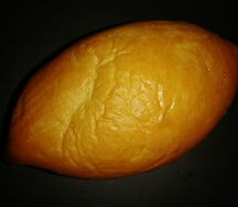 Пирожок с капустой и яйцом