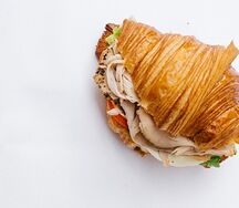 Круассан с индейкой  
