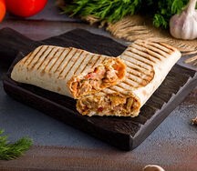 Шаурма в тандырном лаваше L