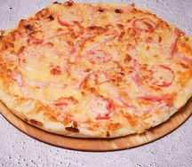 Пицца с ветчиной