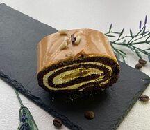 Рулет Сникерс