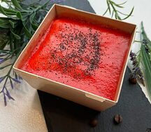 Клубнично-маковый десерт